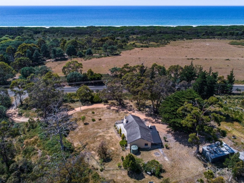 20533 Tasman Highway, Chain Of Lagoons TAS 7215