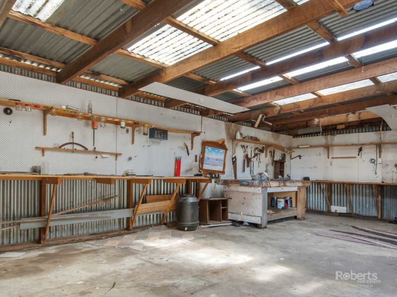 20533 Tasman Highway, Chain Of Lagoons TAS 7215