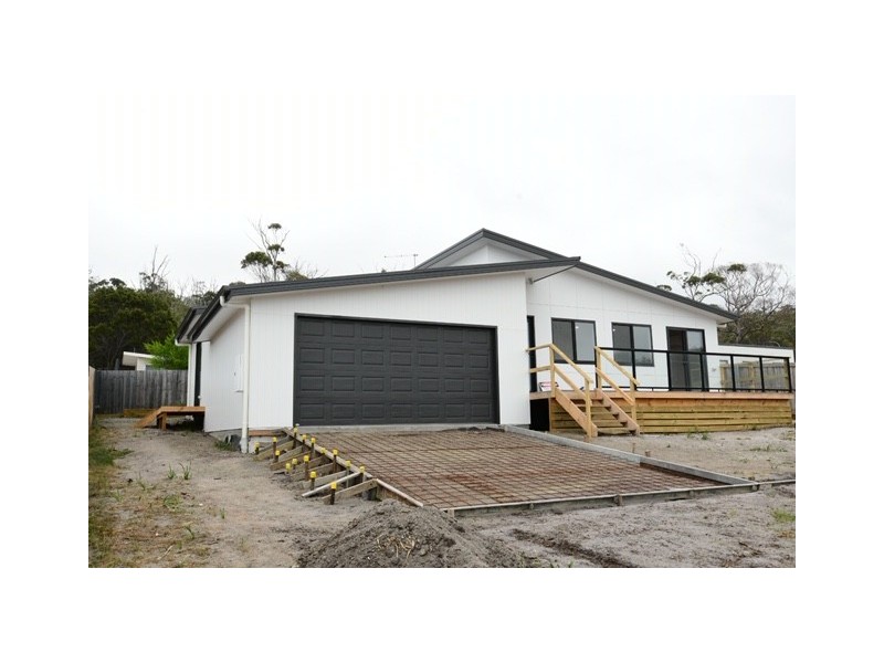 14 Wallace Avenue, Bicheno TAS 7215