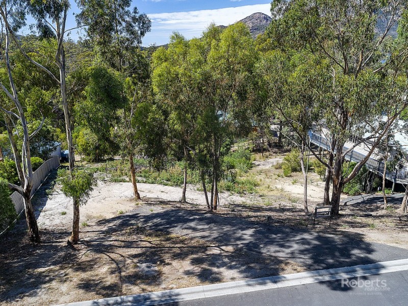30 Bradley Drive, Coles Bay TAS 7215