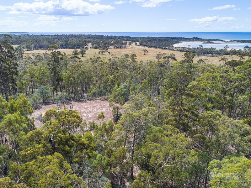 6 Barnard Drive, Bicheno TAS 7215