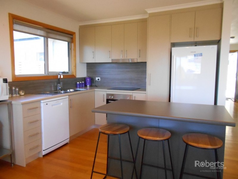 1/12 Sea Eagle Drive, Bicheno TAS 7215