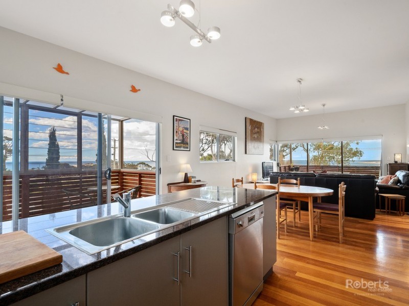 134 Tasman Highway, Bicheno TAS 7215