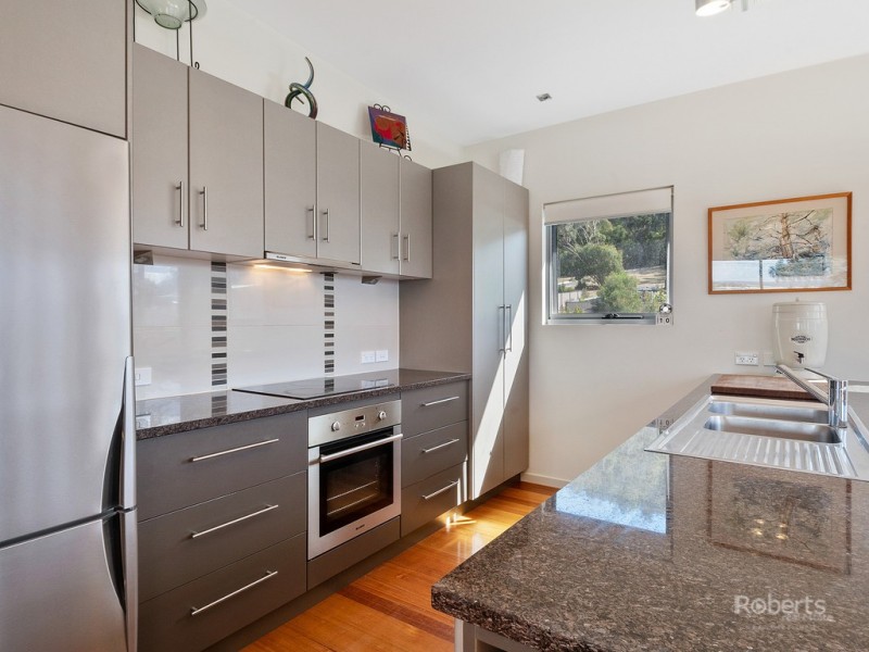 134 Tasman Highway, Bicheno TAS 7215