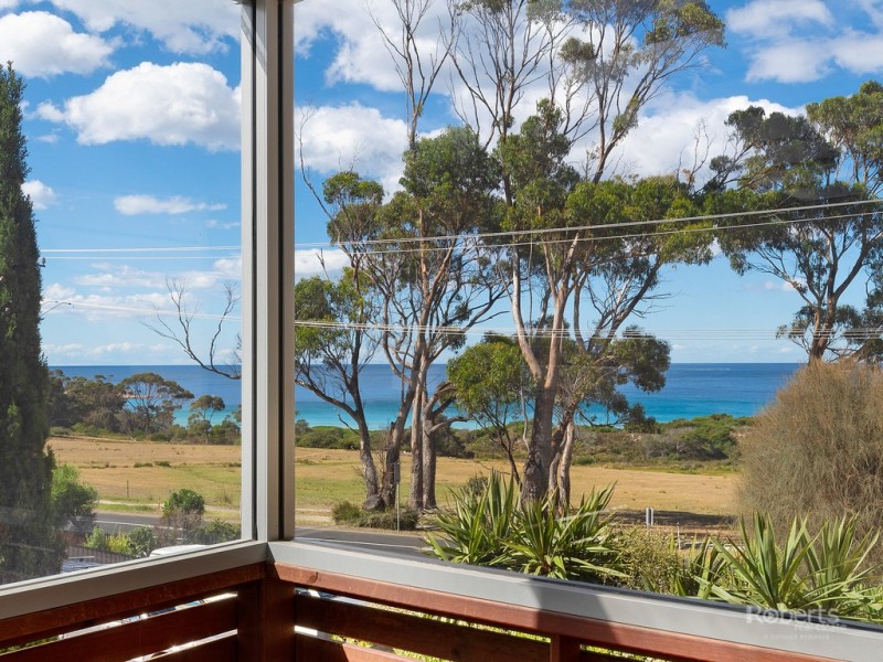 134 Tasman Highway, Bicheno TAS 7215