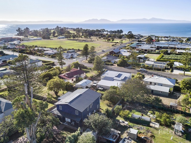 2A Rectory Street, Swansea TAS 7190