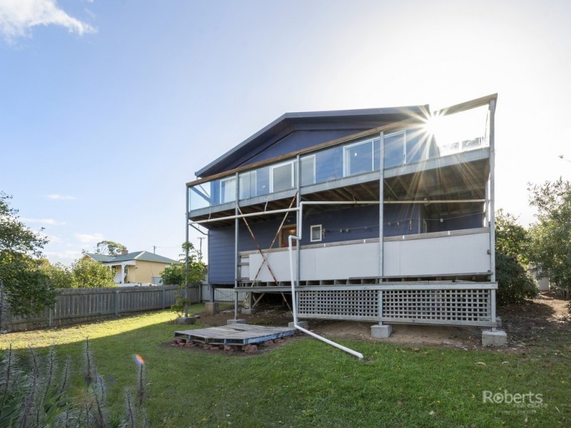 2A Rectory Street, Swansea TAS 7190