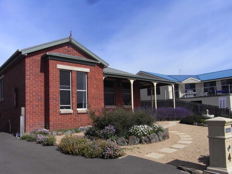 4 Freycinet Court, Swansea TAS 7190