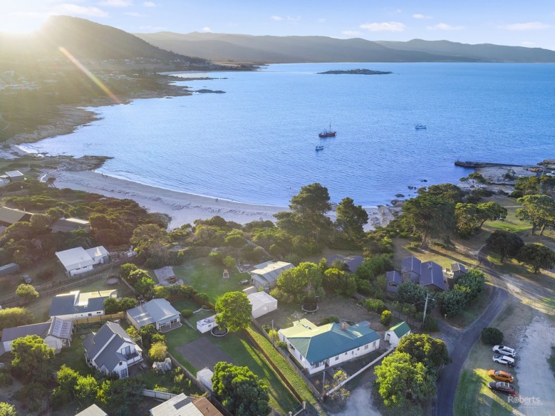 3 Old Tram Road, Bicheno TAS 7215