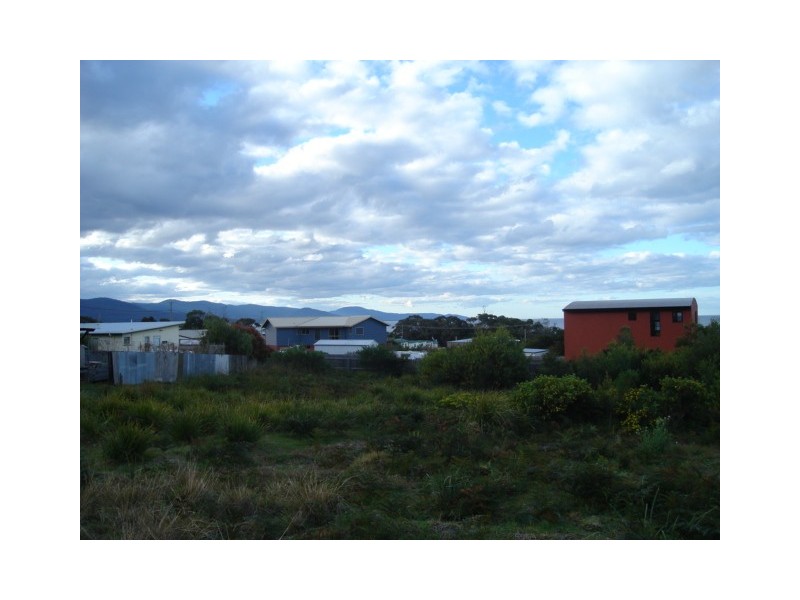 60 Barrett Avenue, Bicheno TAS 7215