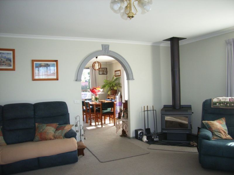 12 Francis Street, Swansea TAS 7190