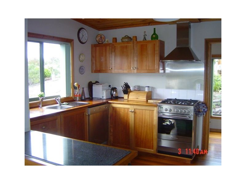 2 Muirs Place, Coles Bay TAS 7215