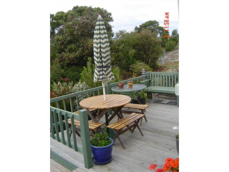 2 Muirs Place, Coles Bay TAS 7215