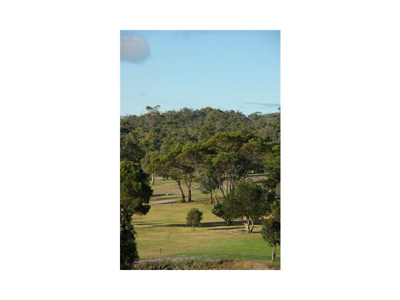 2 Muirs Place, Coles Bay TAS 7215
