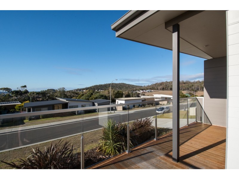 5 Sea Eagle Drive, Bicheno TAS 7215