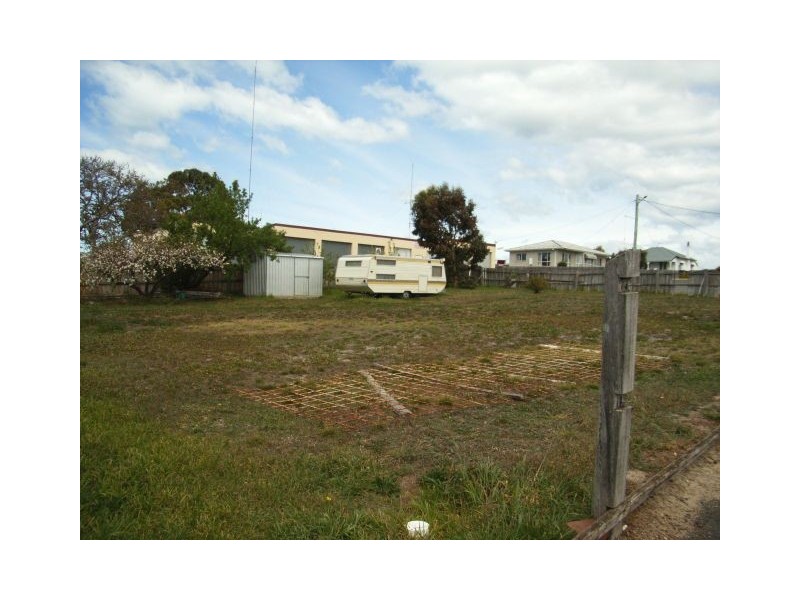2 Arnol Street, Swansea TAS 7190