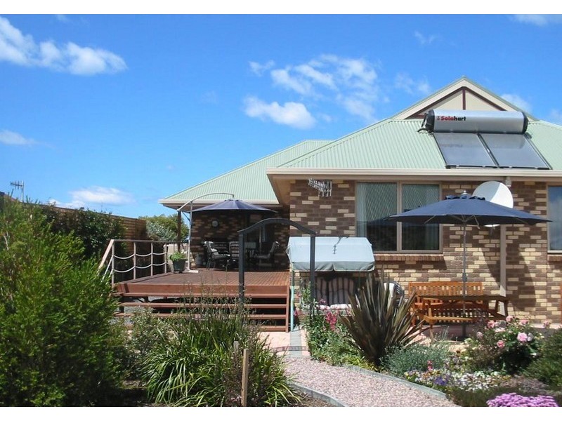18 Esplanade, Swansea TAS 7190