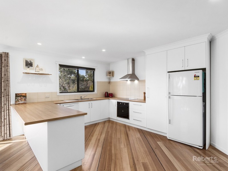 276 Harveys Farm Road, Bicheno TAS 7215