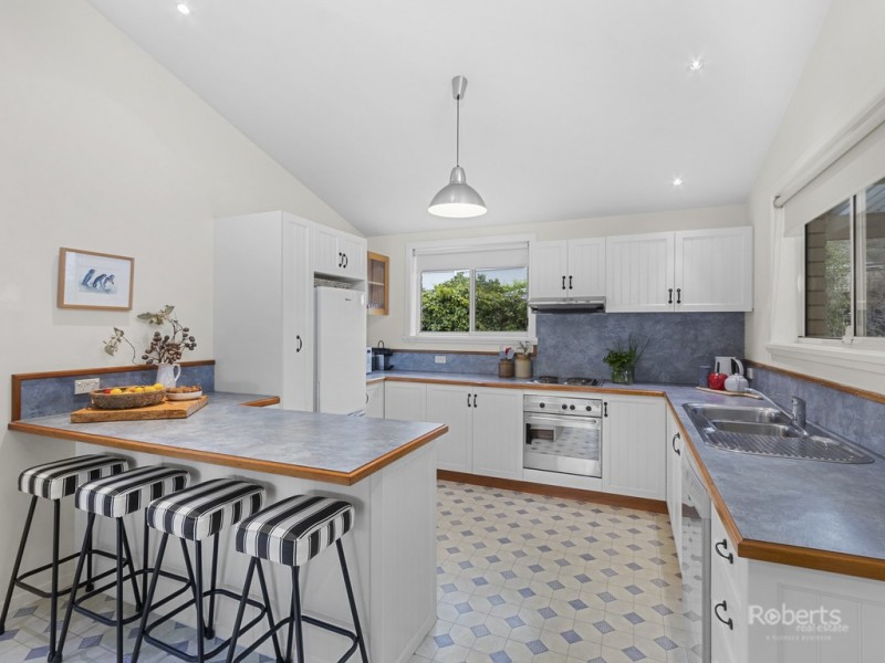 2 Sunrise Drive, Bicheno TAS 7215