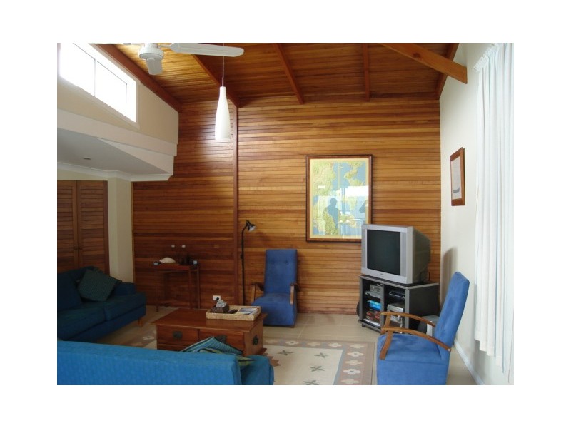 18 Jetty Road, Coles Bay TAS 7215