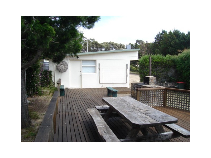 18 Jetty Road, Coles Bay TAS 7215