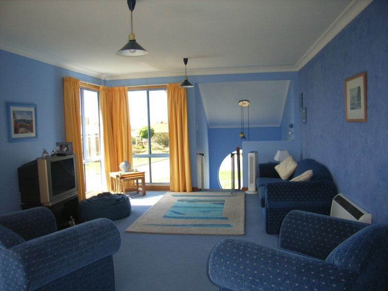 U2/2 Meredith Court, Swansea TAS 7190