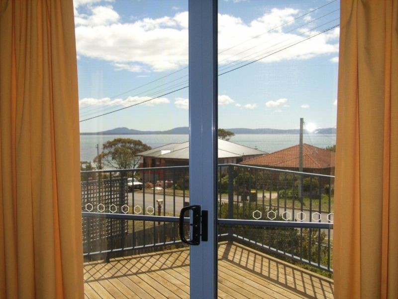 U2/2 Meredith Court, Swansea TAS 7190