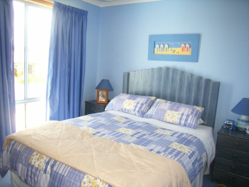 U2/2 Meredith Court, Swansea TAS 7190
