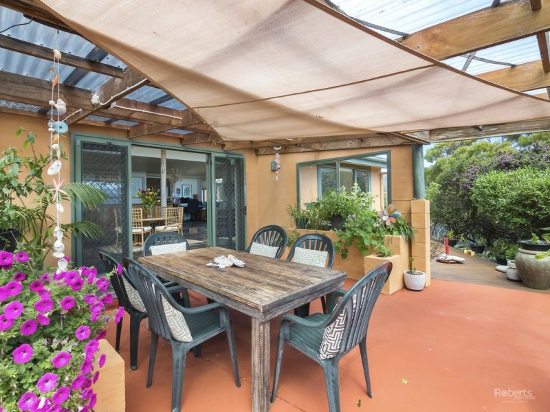 18632 Tasman Highway Denison Beach Bicheno, Douglas River TAS 7215