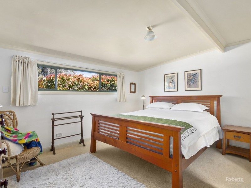 18632 Tasman Highway Denison Beach Bicheno, Douglas River TAS 7215