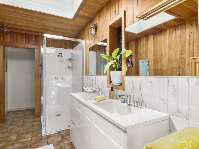 18632 Tasman Highway Denison Beach Bicheno, Douglas River TAS 7215