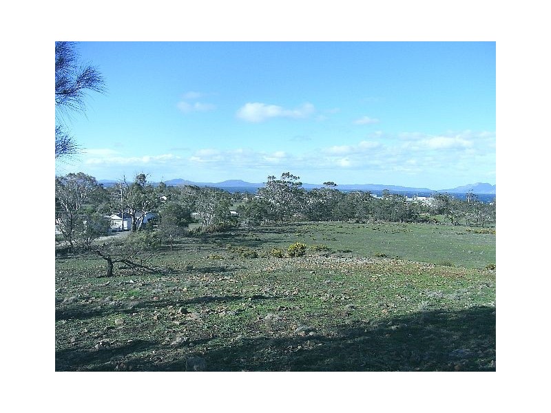 98 Gordon Street, Swansea TAS 7190