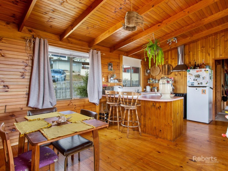 16 Tribe Street, Bicheno TAS 7215