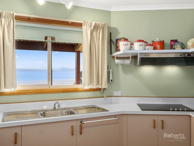 95 Swanwick Drive, Coles Bay TAS 7215
