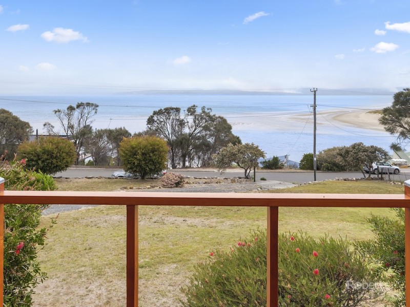 95 Swanwick Drive, Coles Bay TAS 7215