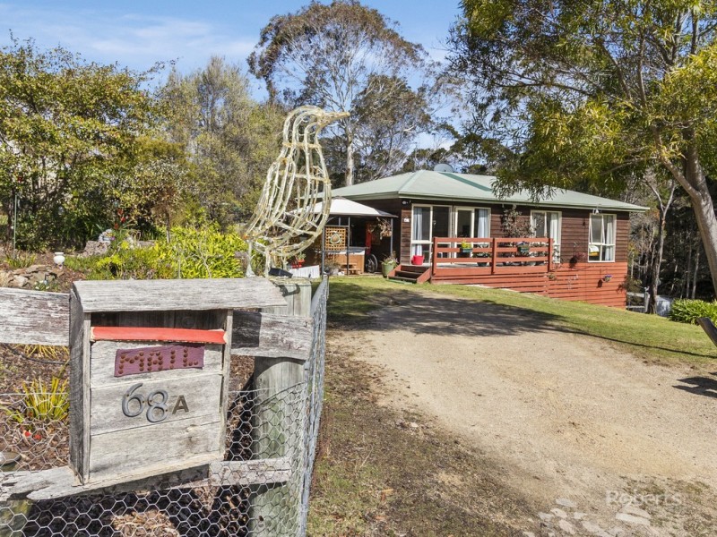 68 Tasman Highway, Bicheno TAS 7215