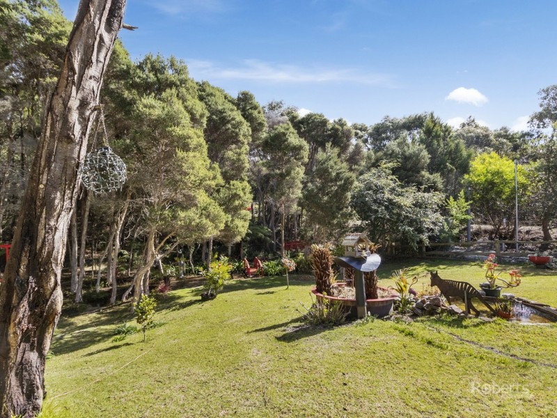 68 Tasman Highway, Bicheno TAS 7215