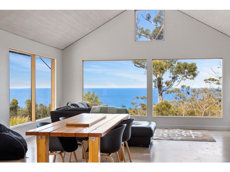 20 Courland Bay Road, Bicheno TAS 7215