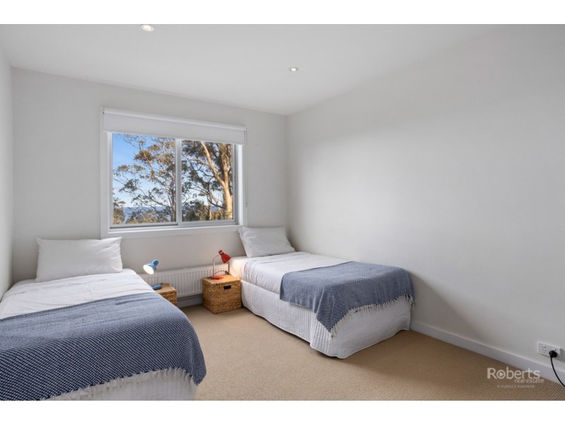 20 Courland Bay Road, Bicheno TAS 7215