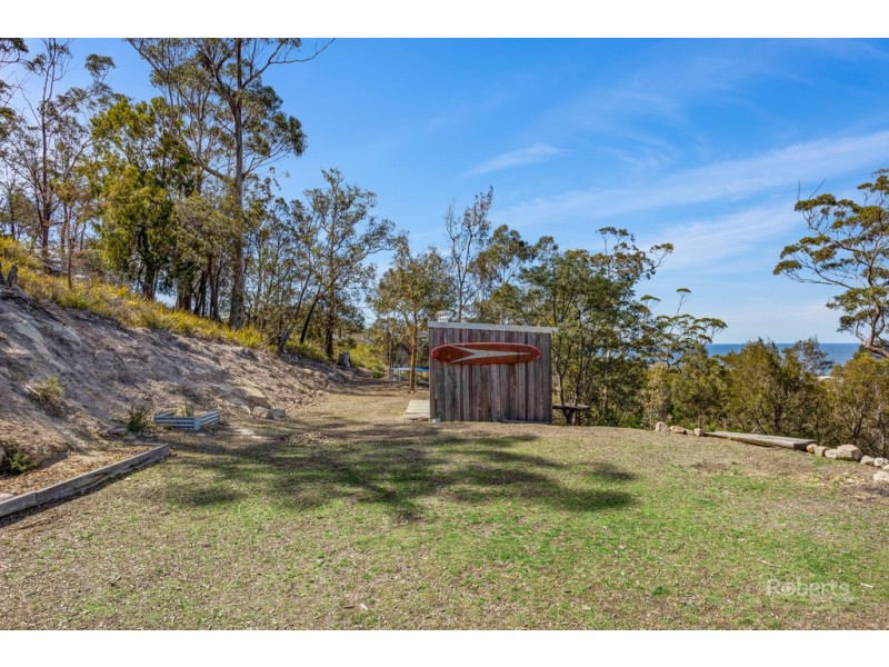 20 Courland Bay Road, Bicheno TAS 7215