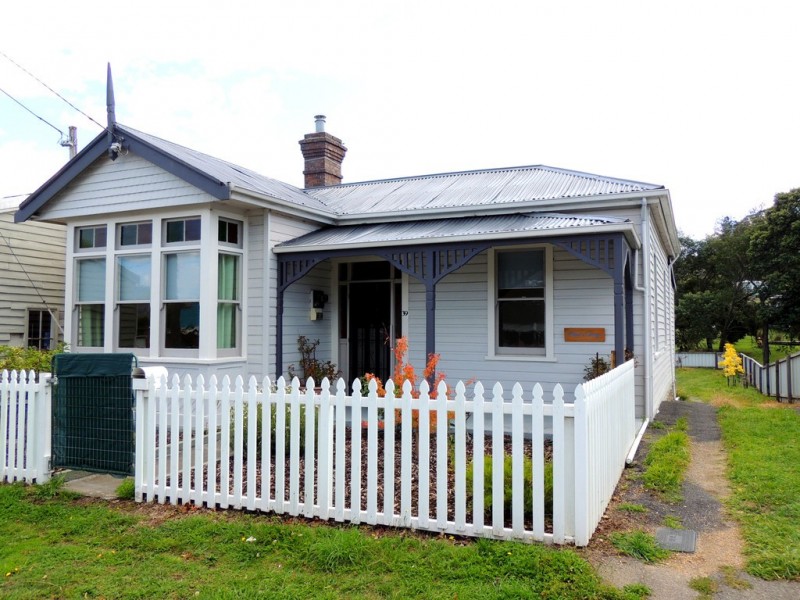 39 Main Street, St Marys TAS 7215