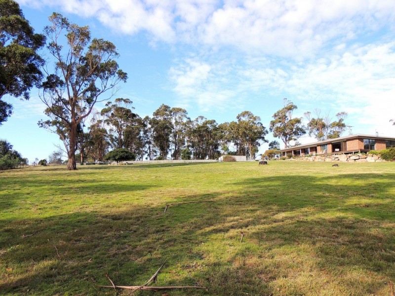 36 Davis Gully Road, Four Mile Creek TAS 7215
