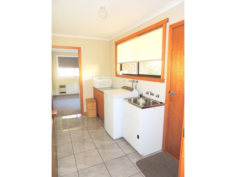 36 Davis Gully Road, Four Mile Creek TAS 7215