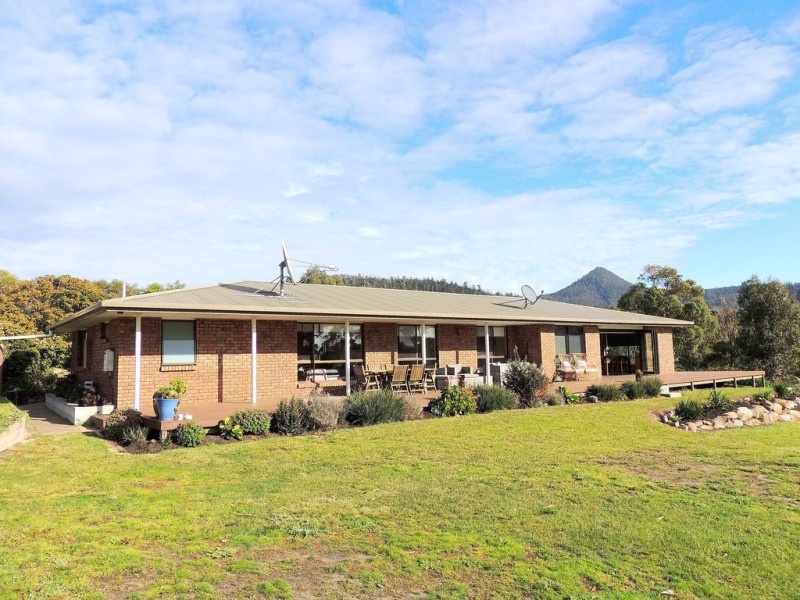 36 Davis Gully Road, Four Mile Creek TAS 7215