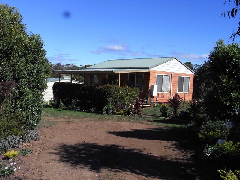 21 Cooks Court, Swansea TAS 7190