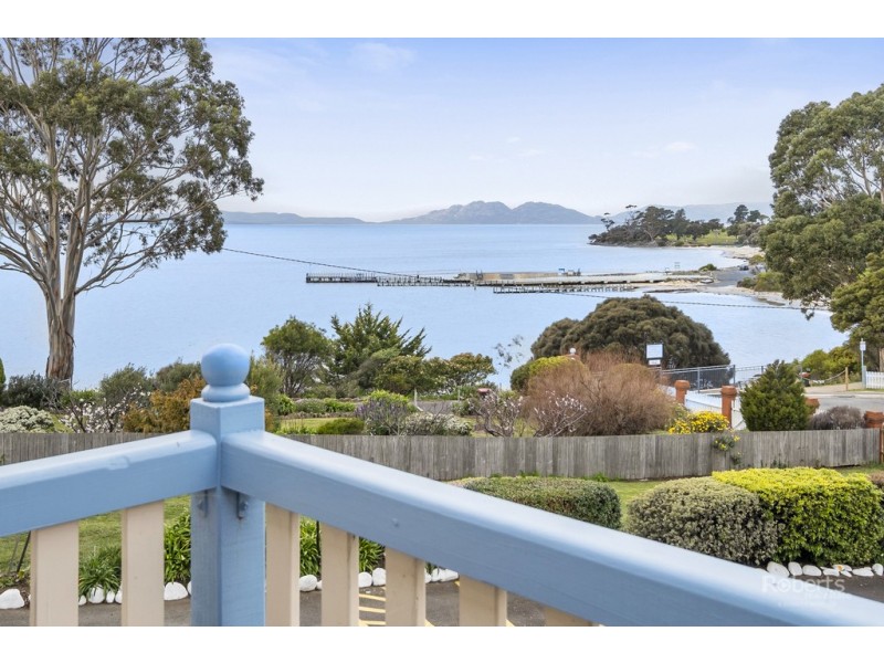 Unit 3/3 Maria Street, Swansea TAS 7190