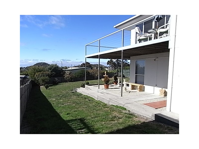 2 Harvey Avenue, Bicheno TAS 7215