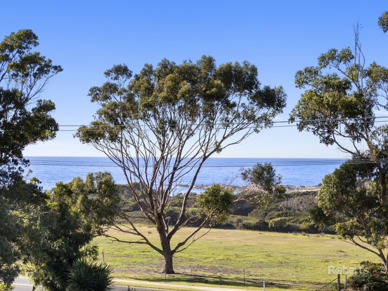 120 Tasman Highway, Bicheno TAS 7215
