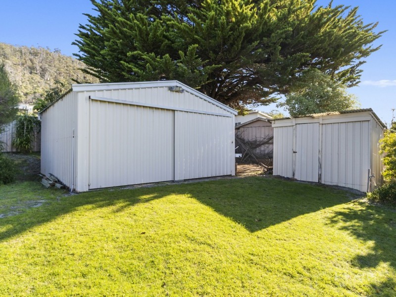 120 Tasman Highway, Bicheno TAS 7215
