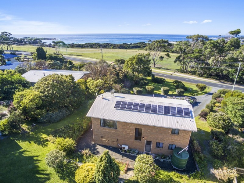 120 Tasman Highway, Bicheno TAS 7215
